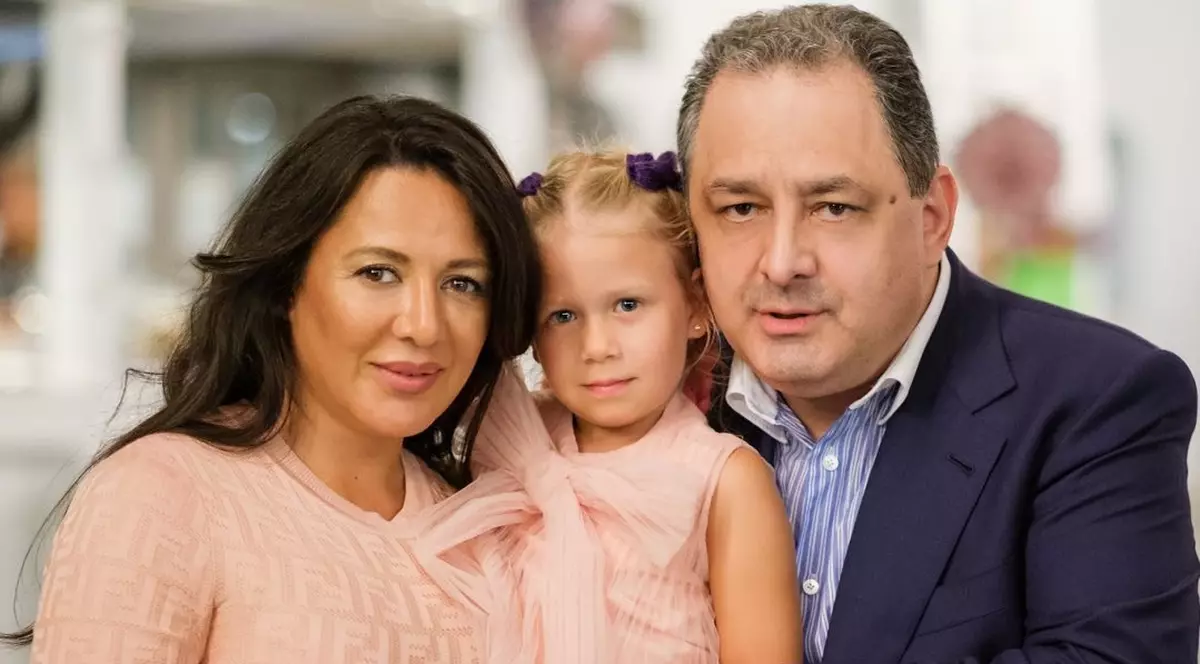 Oana Mizil, mesaj dur dupa ce a obtinut ordin de protectie impotriva lui Marian Vanghelie: "Vreau sa-mi protejez fiica"