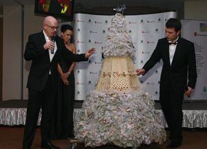 275 de mii euro stransi la Festivalul Brazilor de Craciun vor sprijini Salvati Copiii