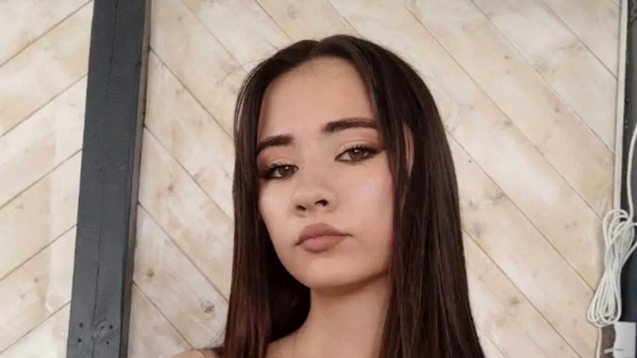 Ea este Adelina, tanara din Iasi care si-a luat viata la doar 16 ani. Ce i-ar fi spus surorii ei inainte de tragedie