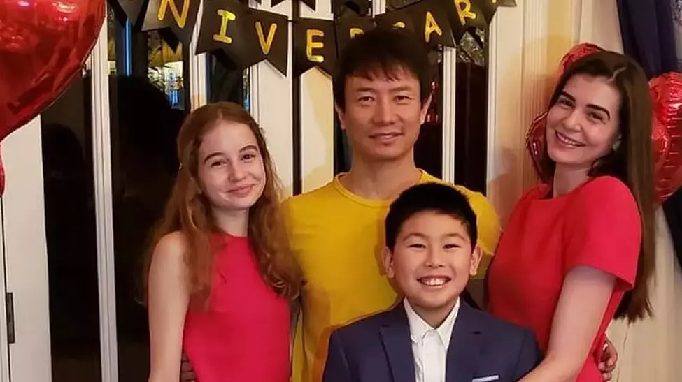 Cum este relatia Monicai Gabor cu Mr. Pink, care este budist. Irina Columbeanu i-a dat de gol: "A schimbat ea ceva la cununie"